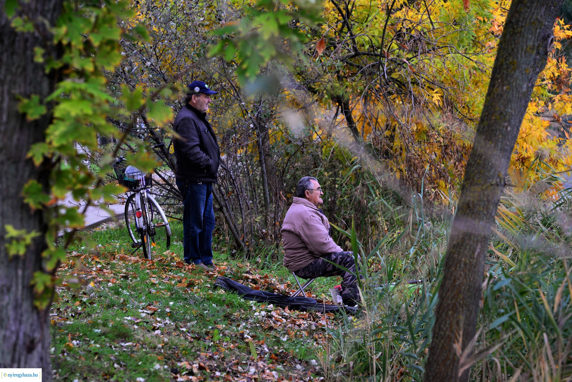 Sóstóra beköszöntött az ősz