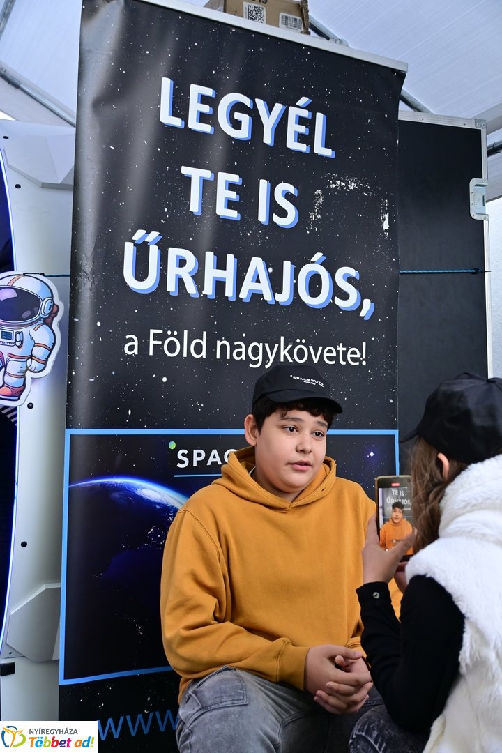 Spacebuzz a Vécsey iskolában 2025 októberében
