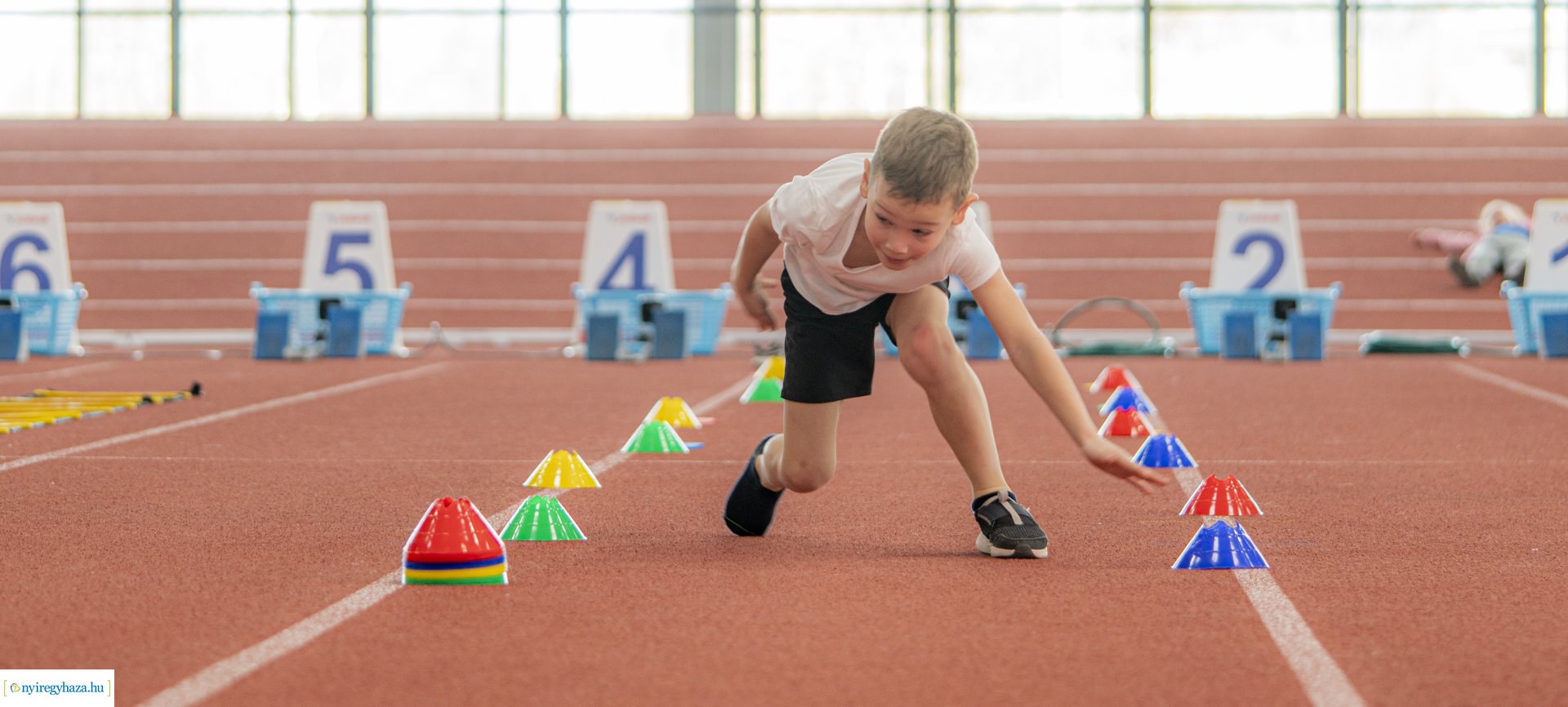 Sportágnépszerűsítő rendezvény a Nyíregyházi Atlétikai Centrumban