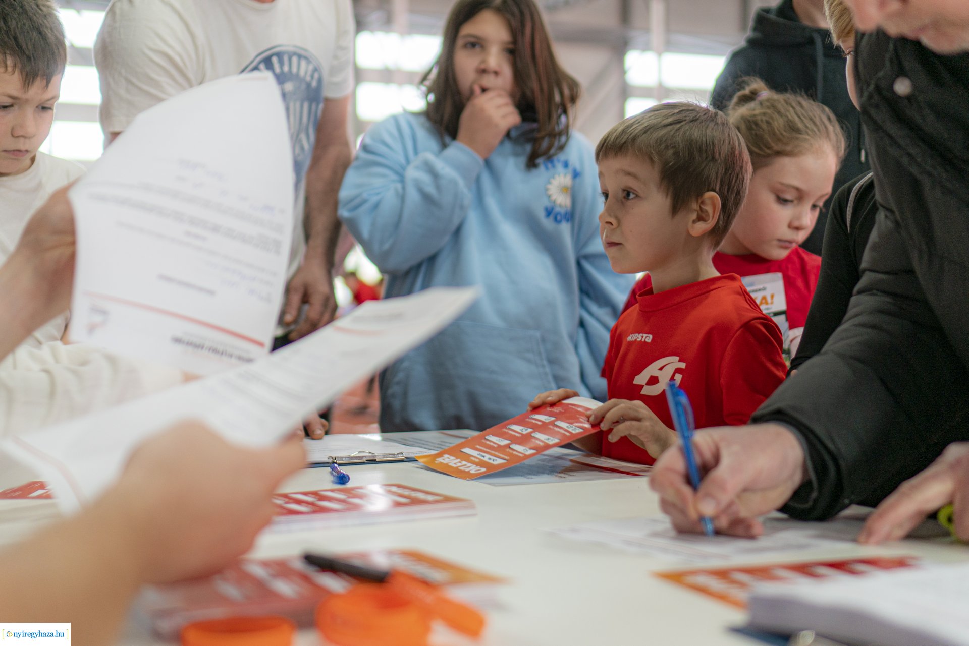 Sportágnépszerűsítő rendezvény a Nyíregyházi Atlétikai Centrumban