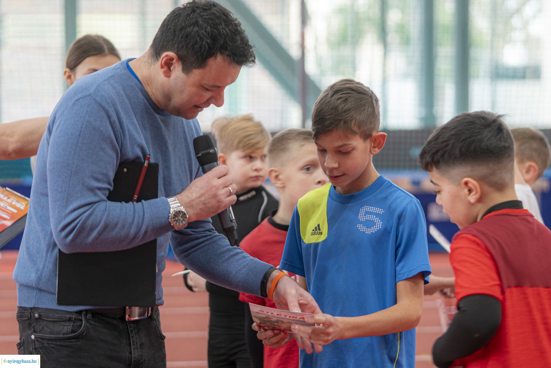 Sportágnépszerűsítő rendezvény a Nyíregyházi Atlétikai Centrumban