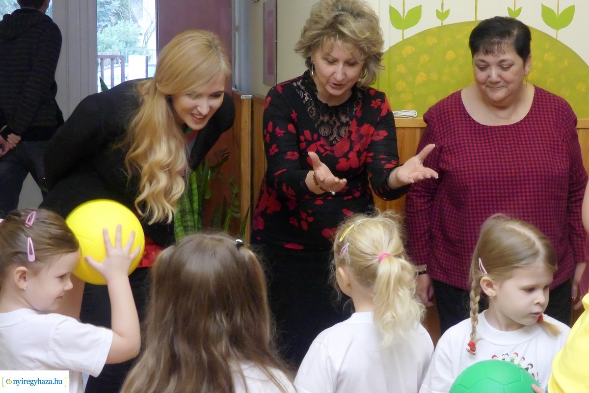 Sporteszköz adomány a Tündérkert óvodának