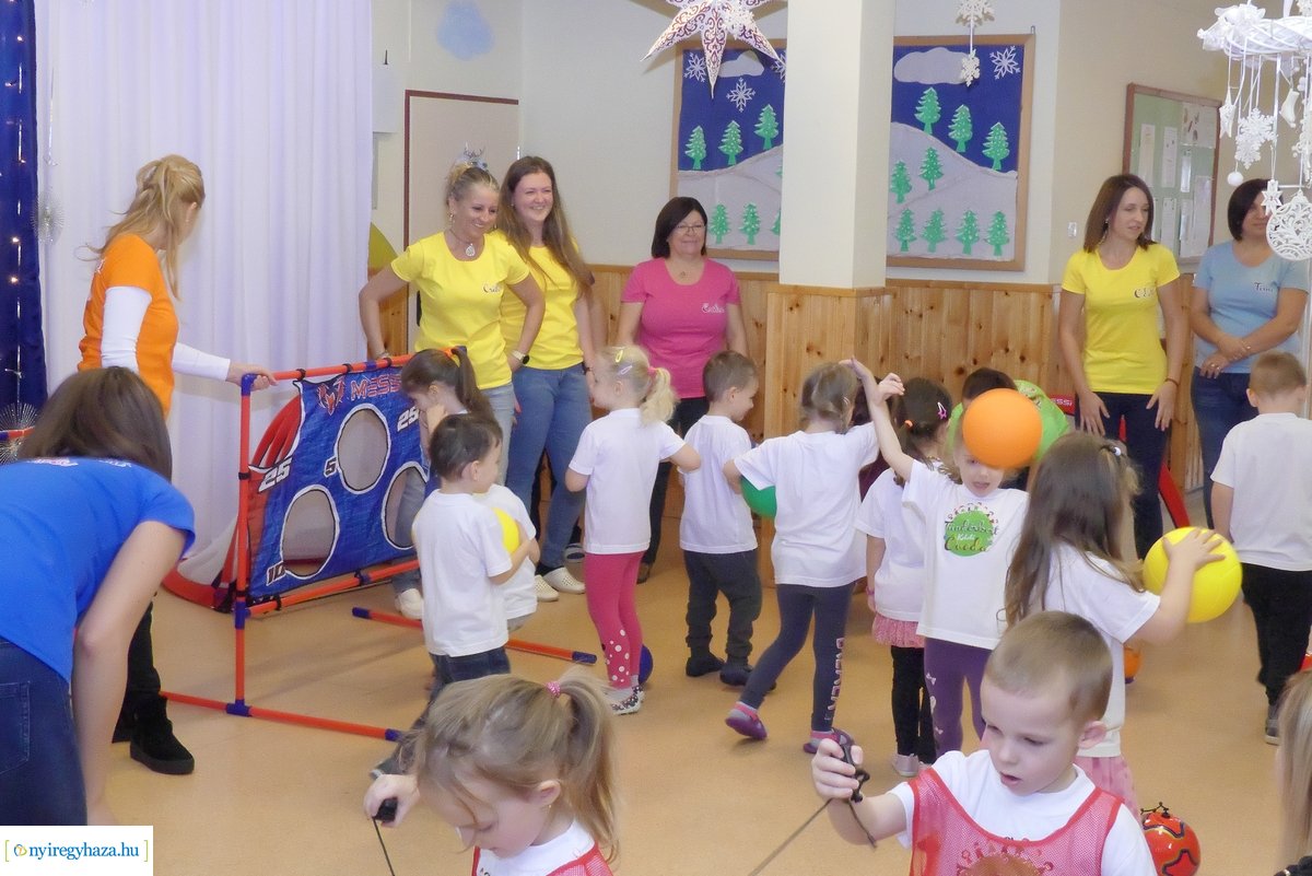 Sporteszköz adomány a Tündérkert óvodának