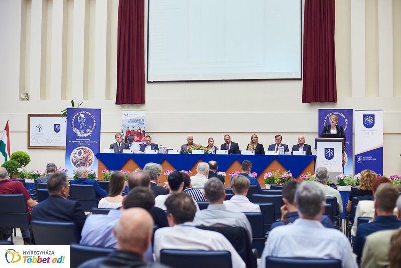 Sportkonferencia az egyetemen