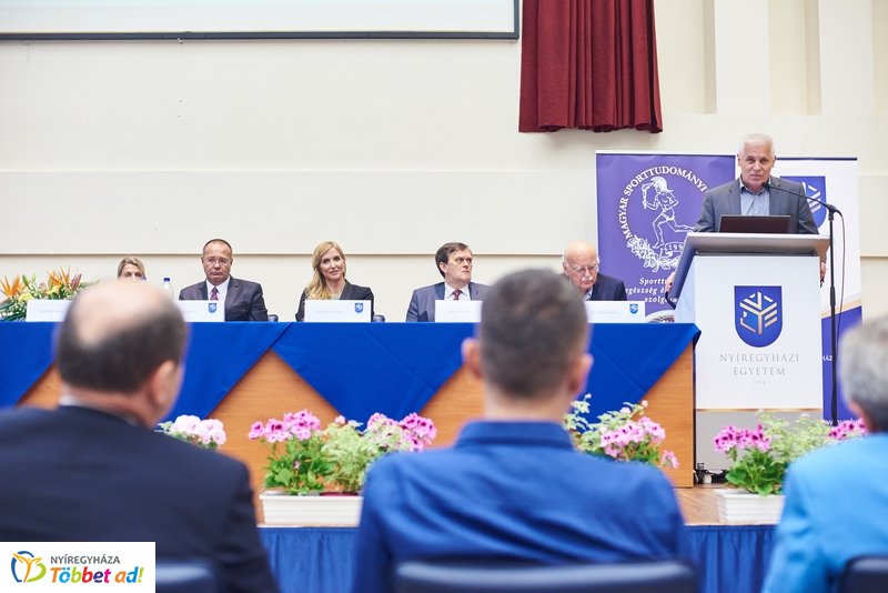 Sportkonferencia az egyetemen