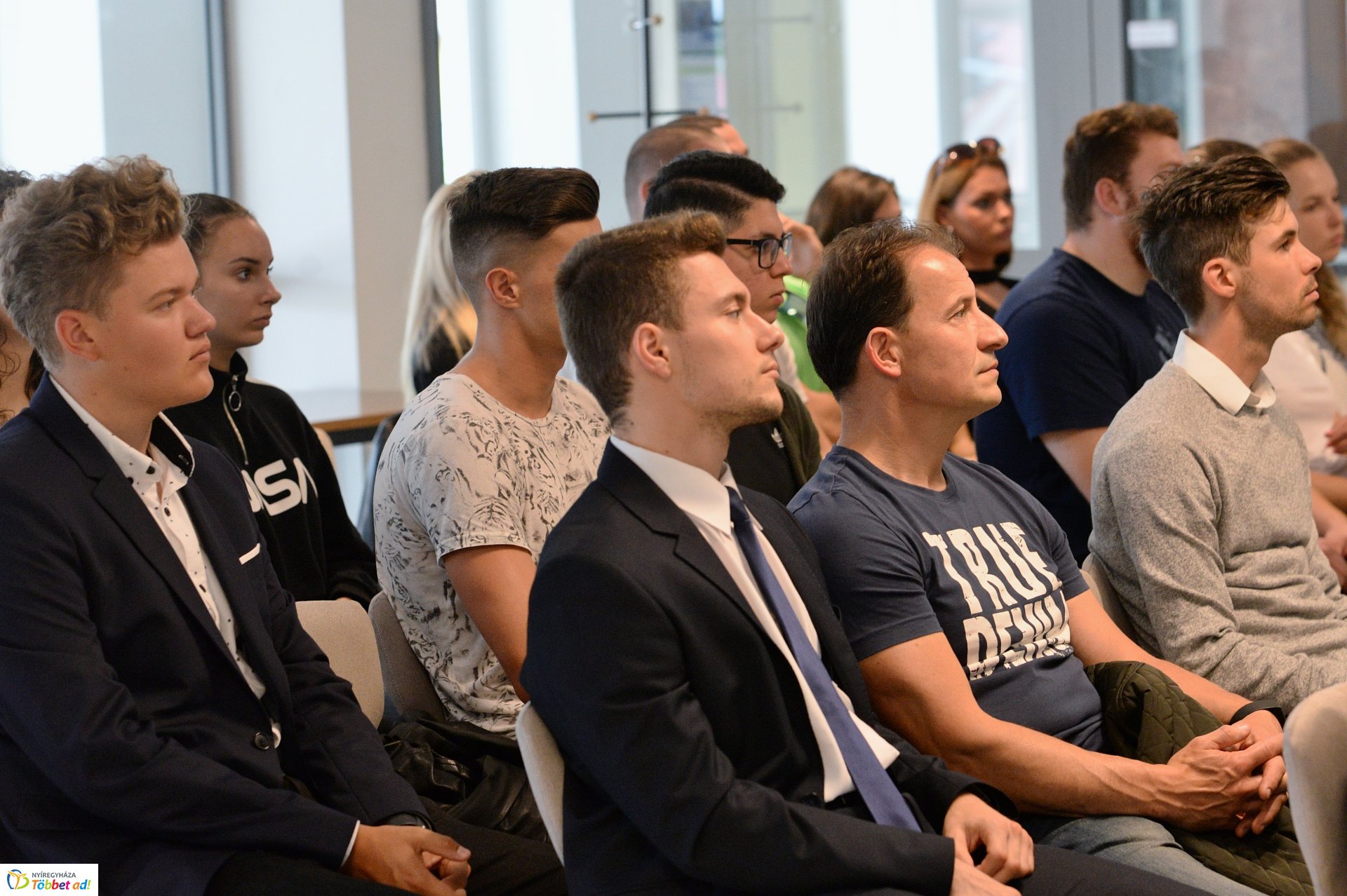 Sportösztöndíjak átadása