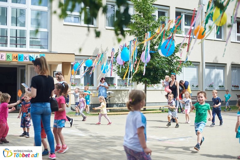 Sportszer ajándék a Csicsergő óvodának