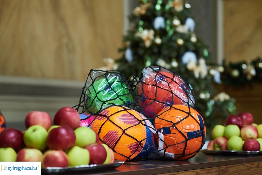 Sportszercsomag adomány az óvodáknak