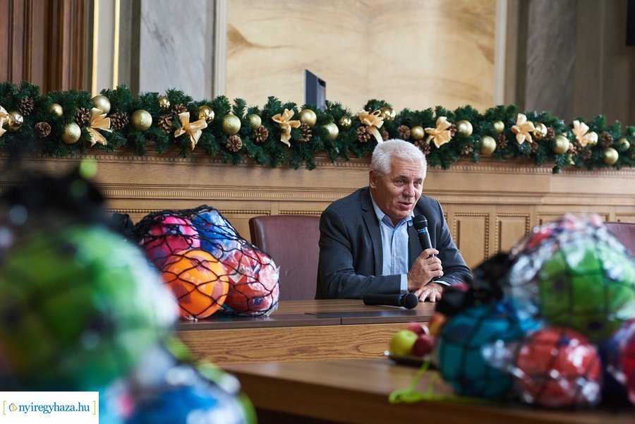 Sportszercsomag adomány az óvodáknak