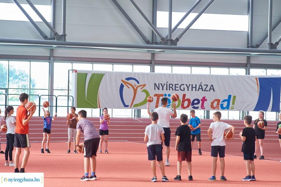 Sporttábor az Atlétikai Centrumban