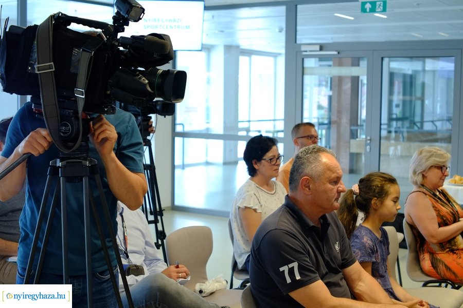 Sporttámogatások - sajtótájékoztató