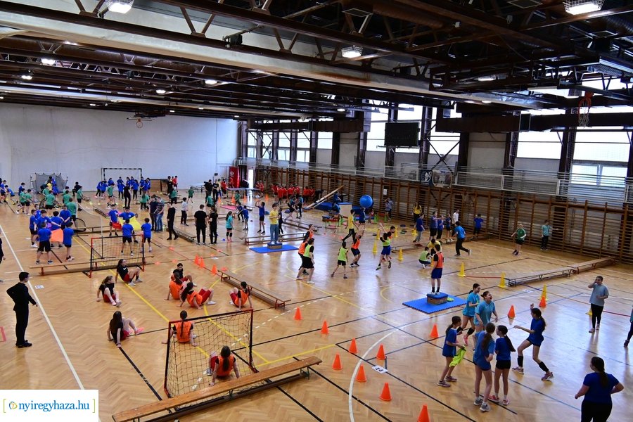 Sportvetélkedő a Bem iskolában 20240312