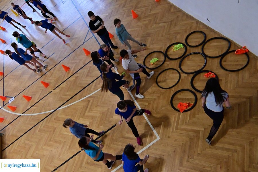 Sportvetélkedő a Bem iskolában 20240312