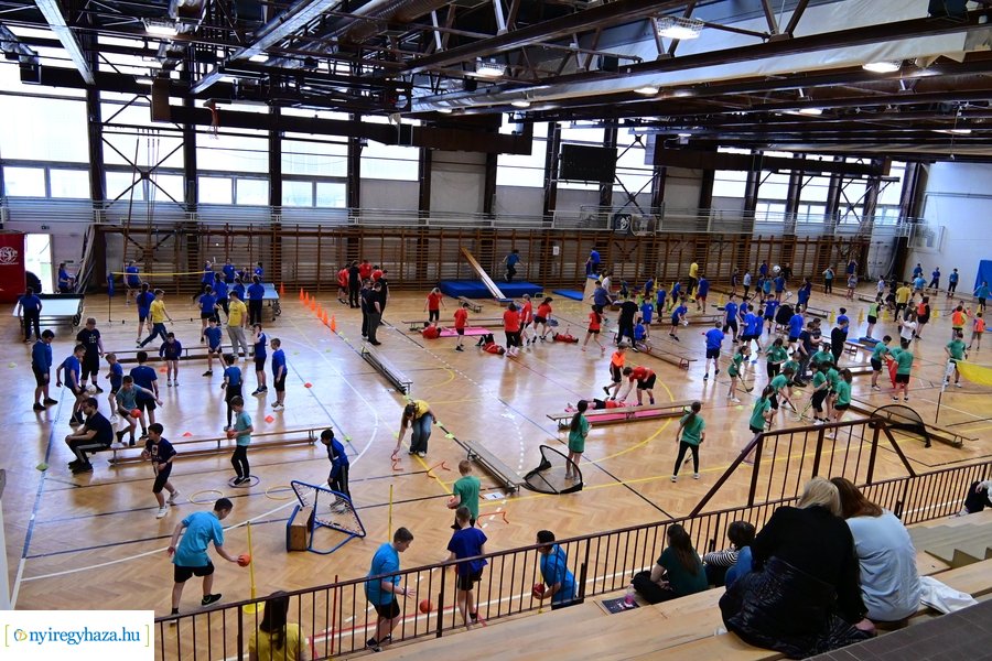 Sportvetélkedő a Bem iskolában 20240312