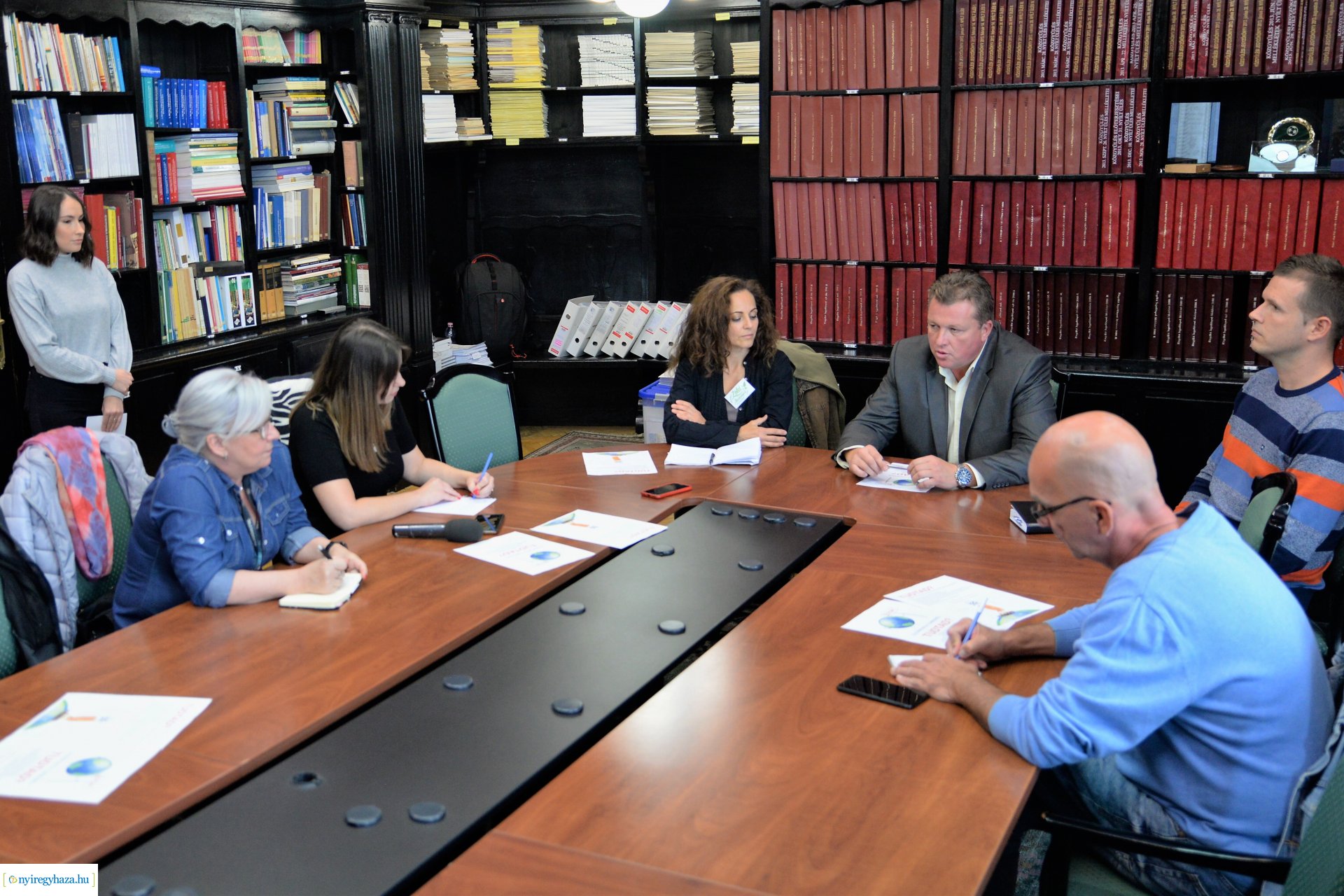 Stop cigicsikk! - sajtótájékoztató