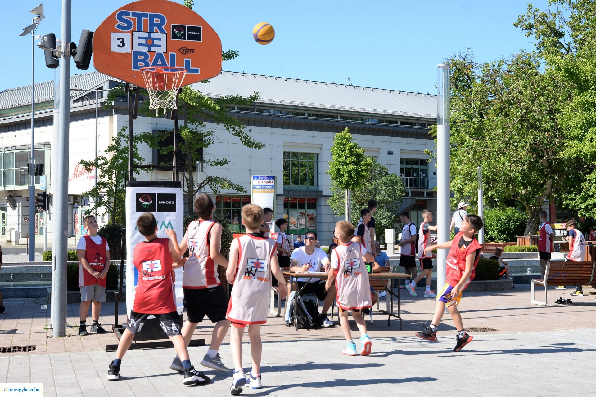 Streetball a Kossuth téren