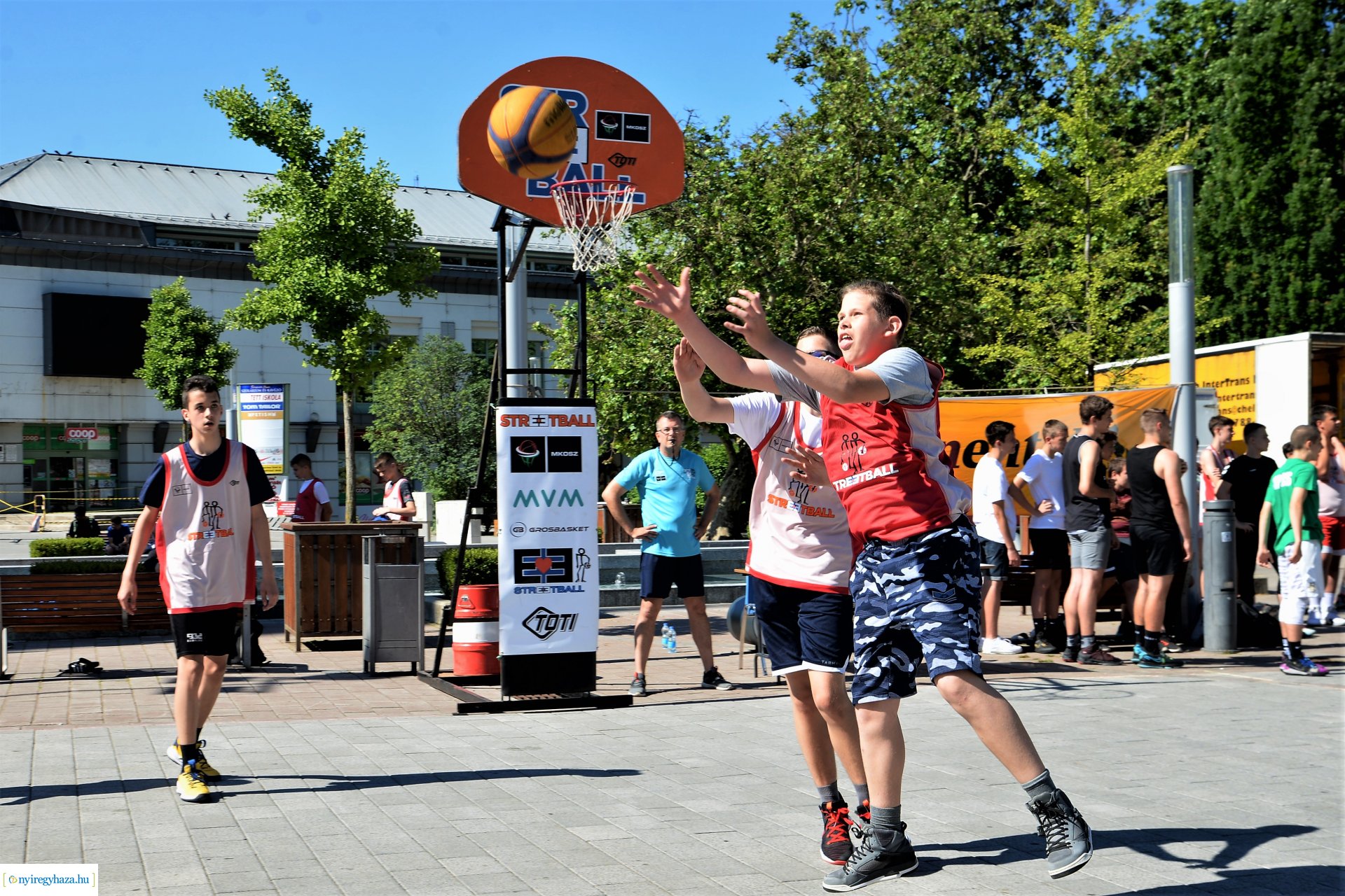 Streetball a Kossuth téren