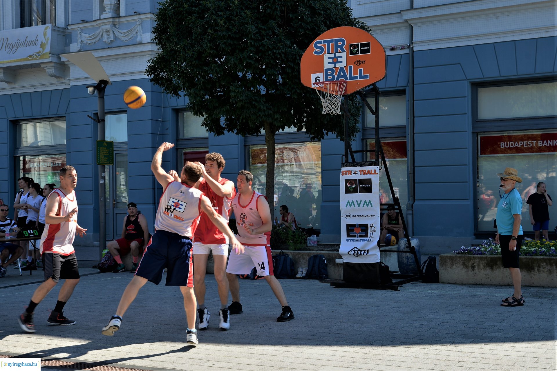 Streetball a Kossuth téren
