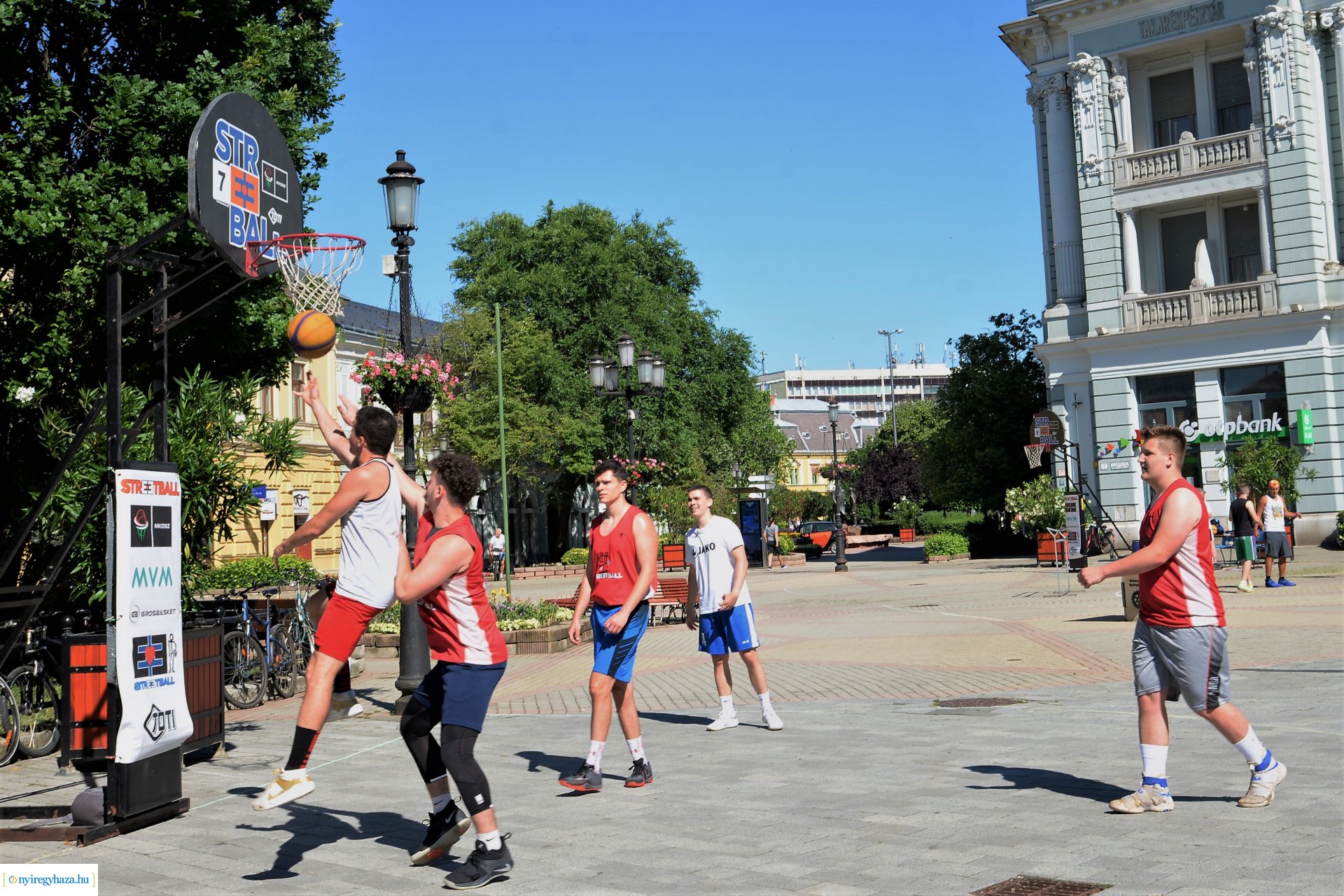 Streetball a Kossuth téren