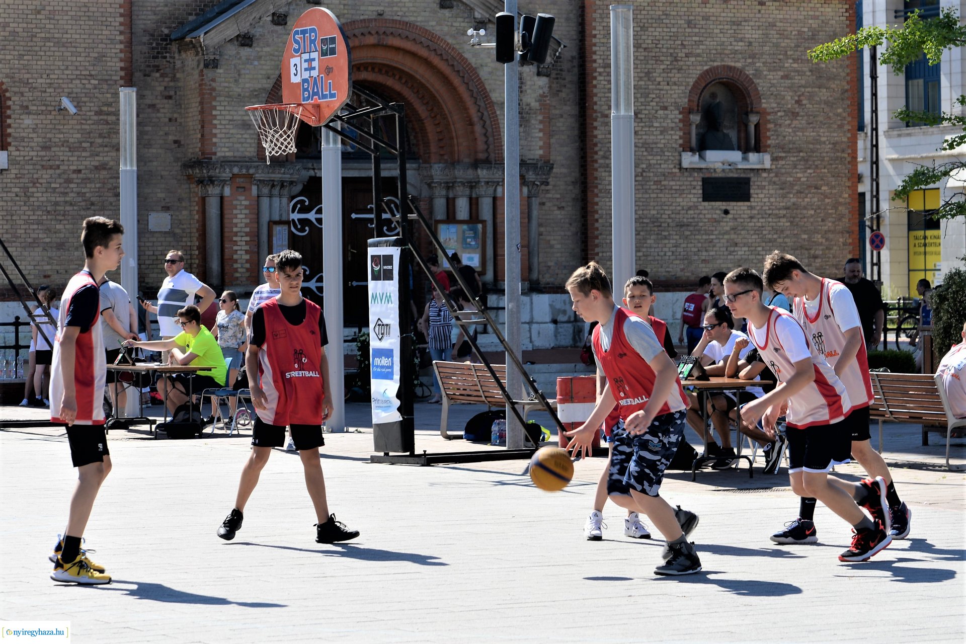 Streetball a Kossuth téren