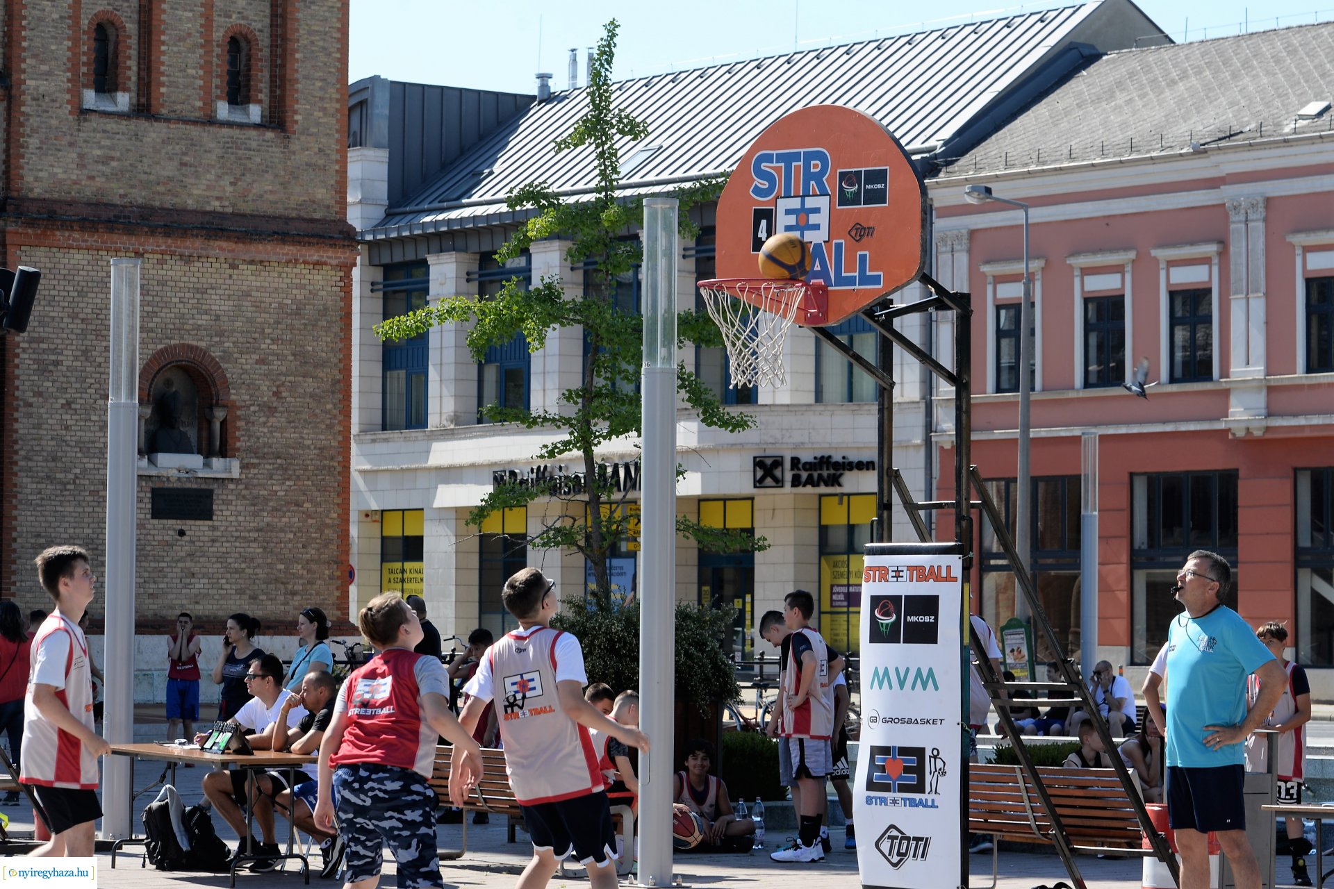 Streetball a Kossuth téren