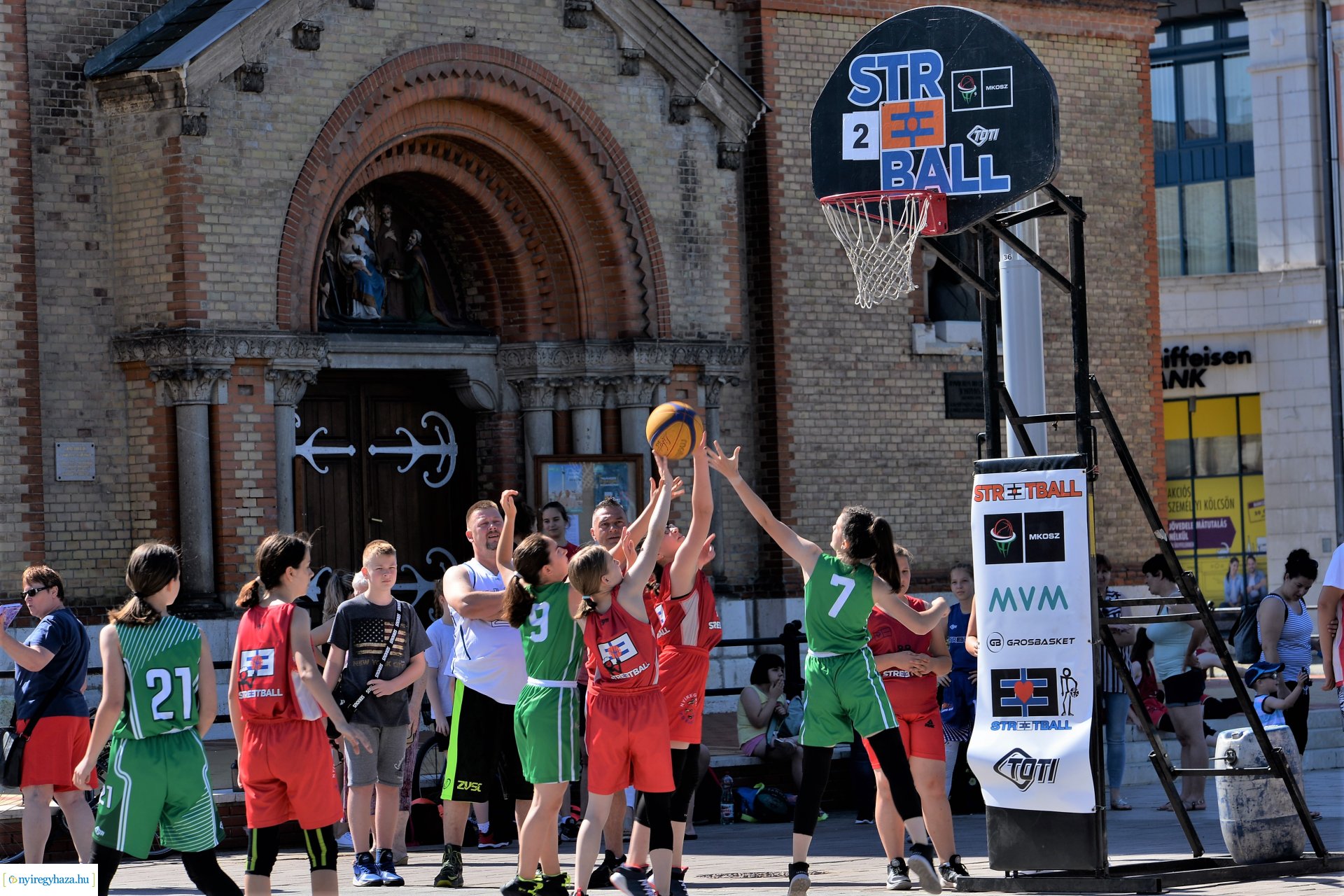 Streetball a Kossuth téren