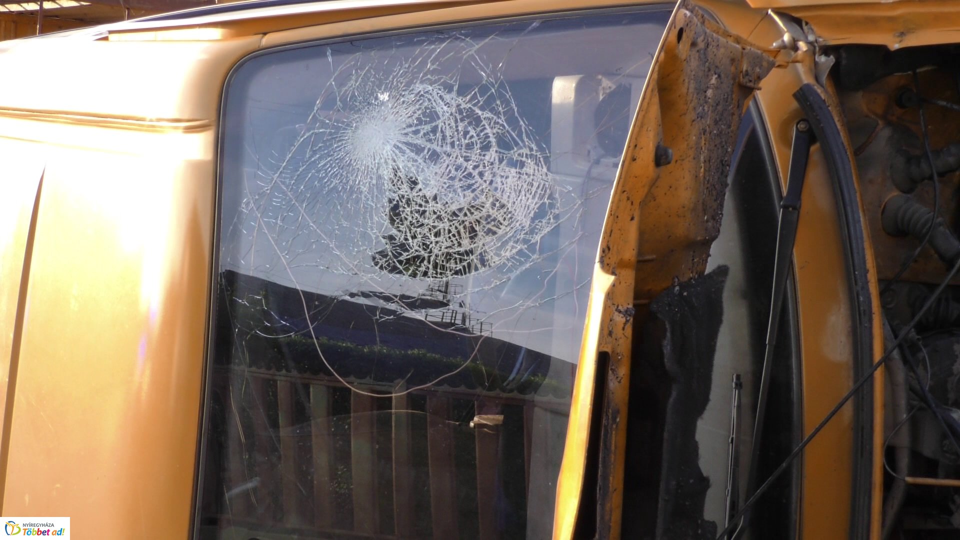 Súlyos baleset Kállósemjénben