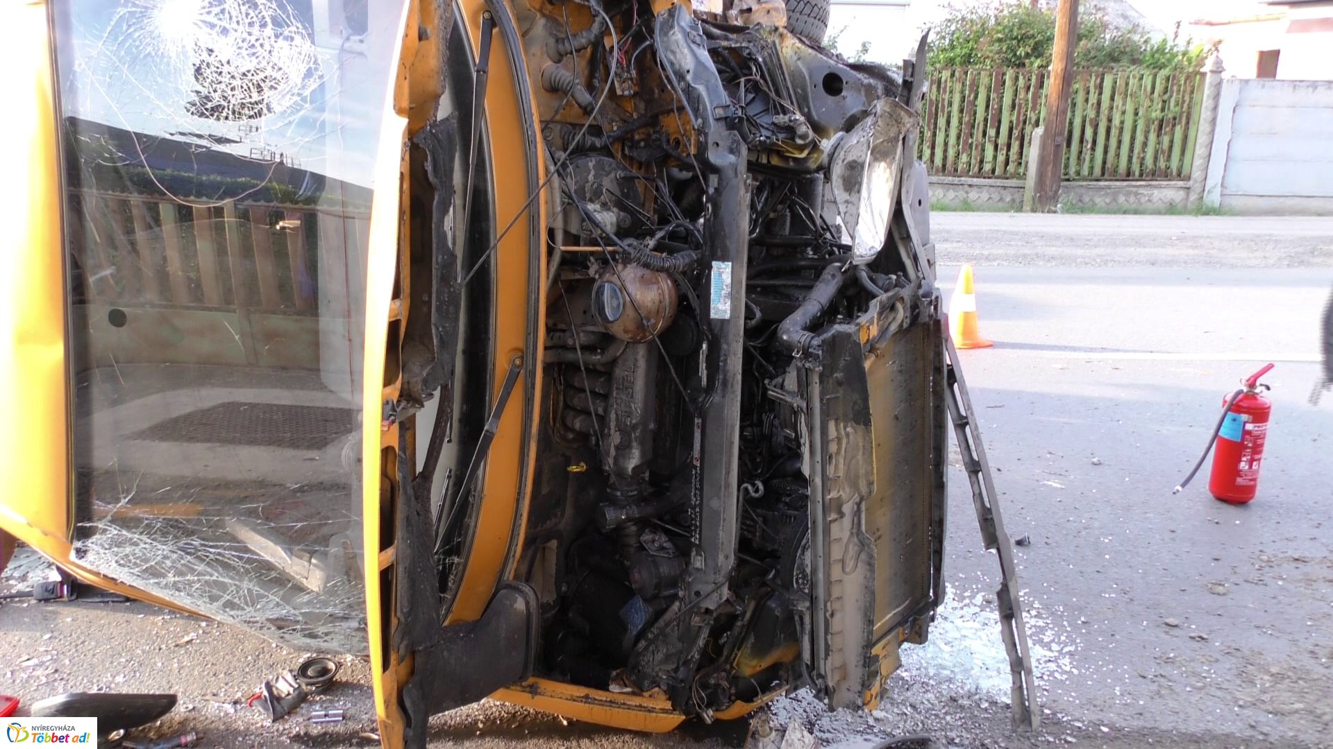 Súlyos baleset Kállósemjénben