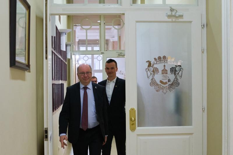 Svéd nagykövet a Városházán