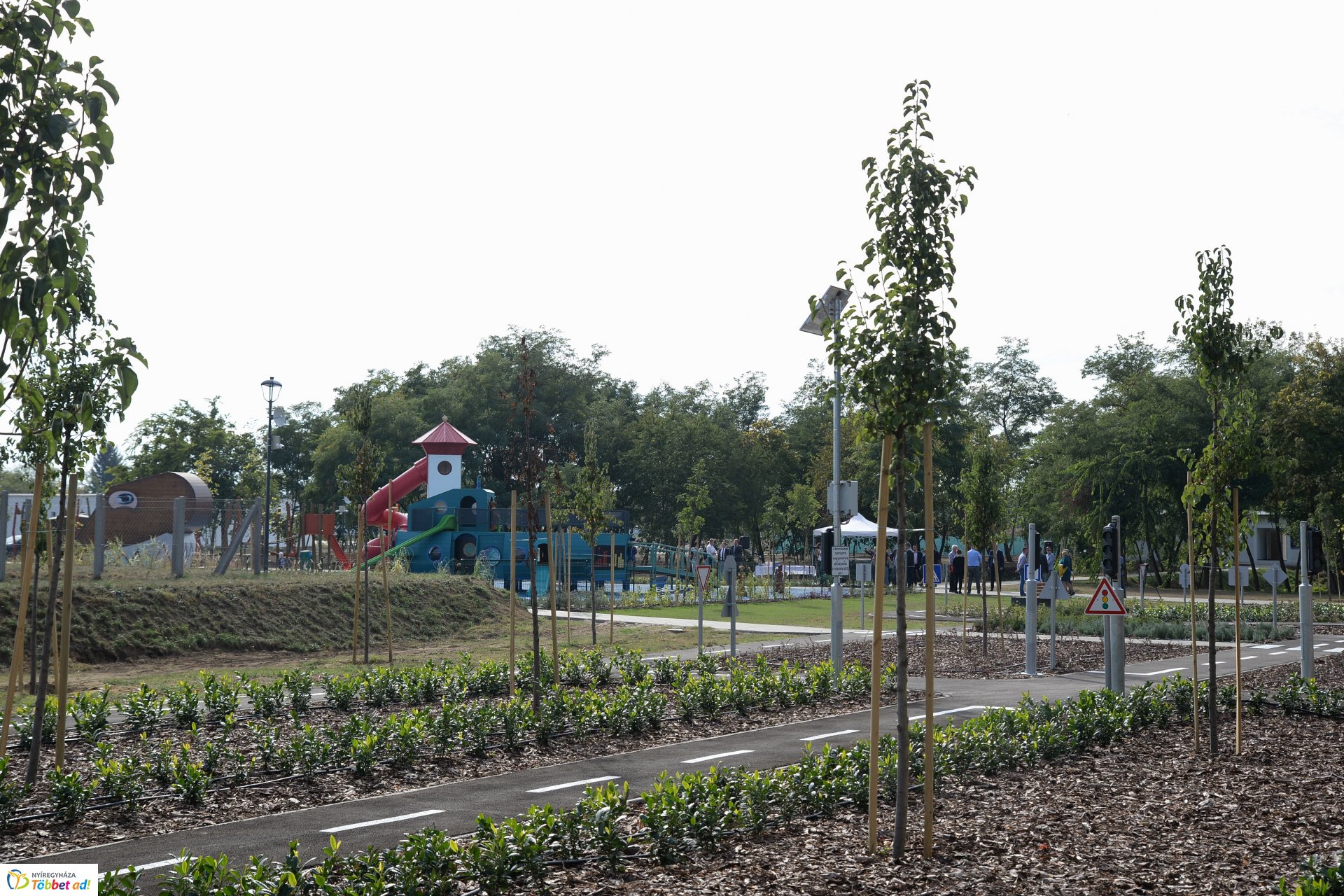 Szabadidőpark megnyitó a Kertvárosban