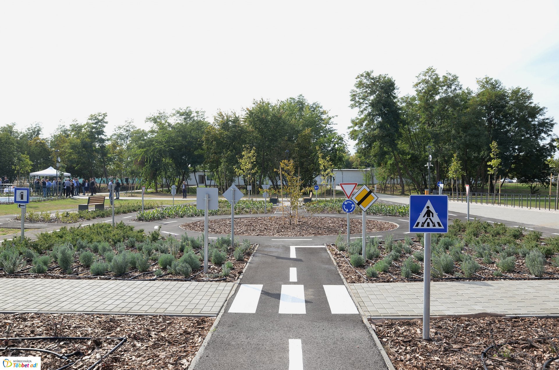 Szabadidőpark megnyitó a Kertvárosban