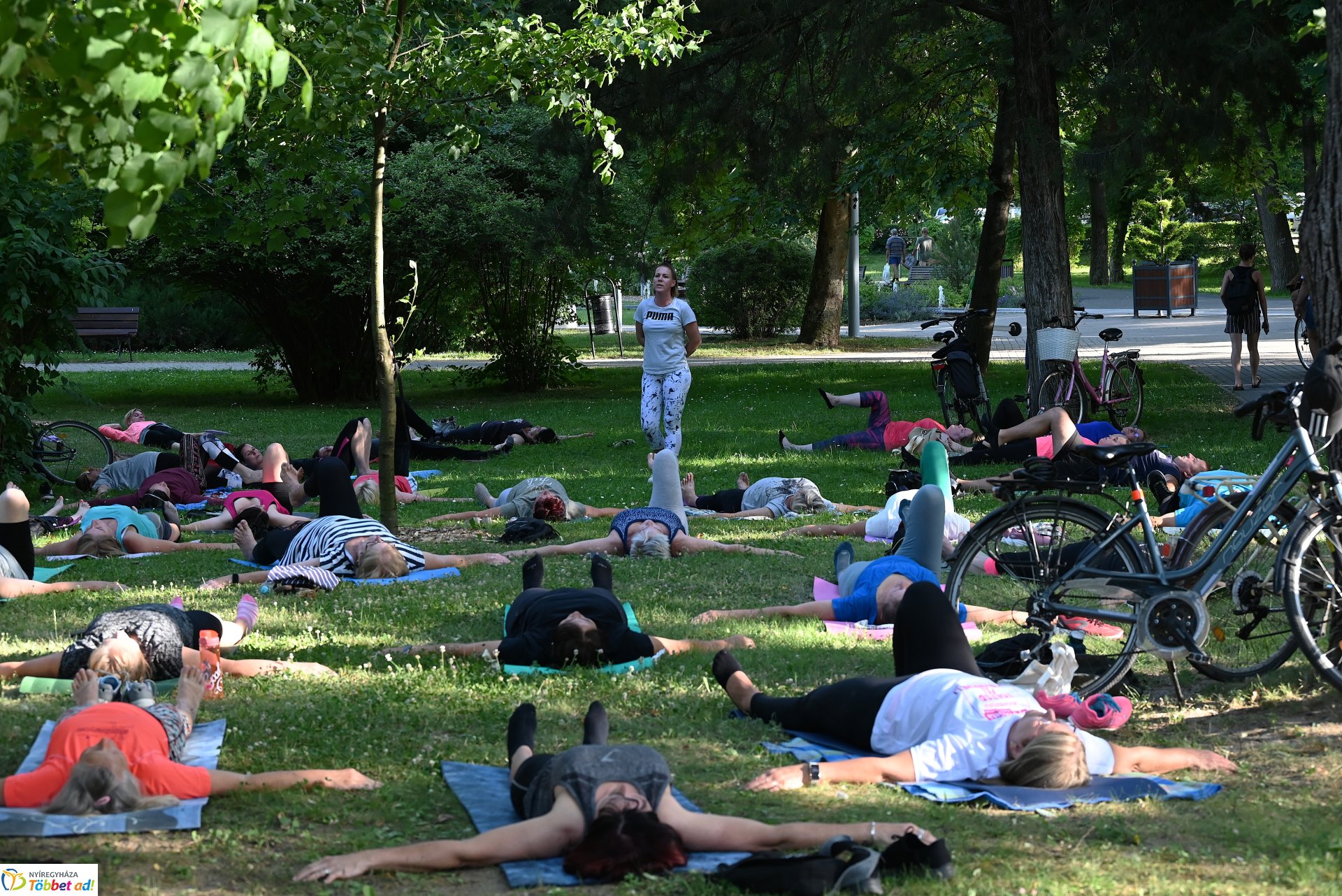Szabadtéri gerinctorna Sóstón - a foglakozást mindenki ingyenesen látogathatja