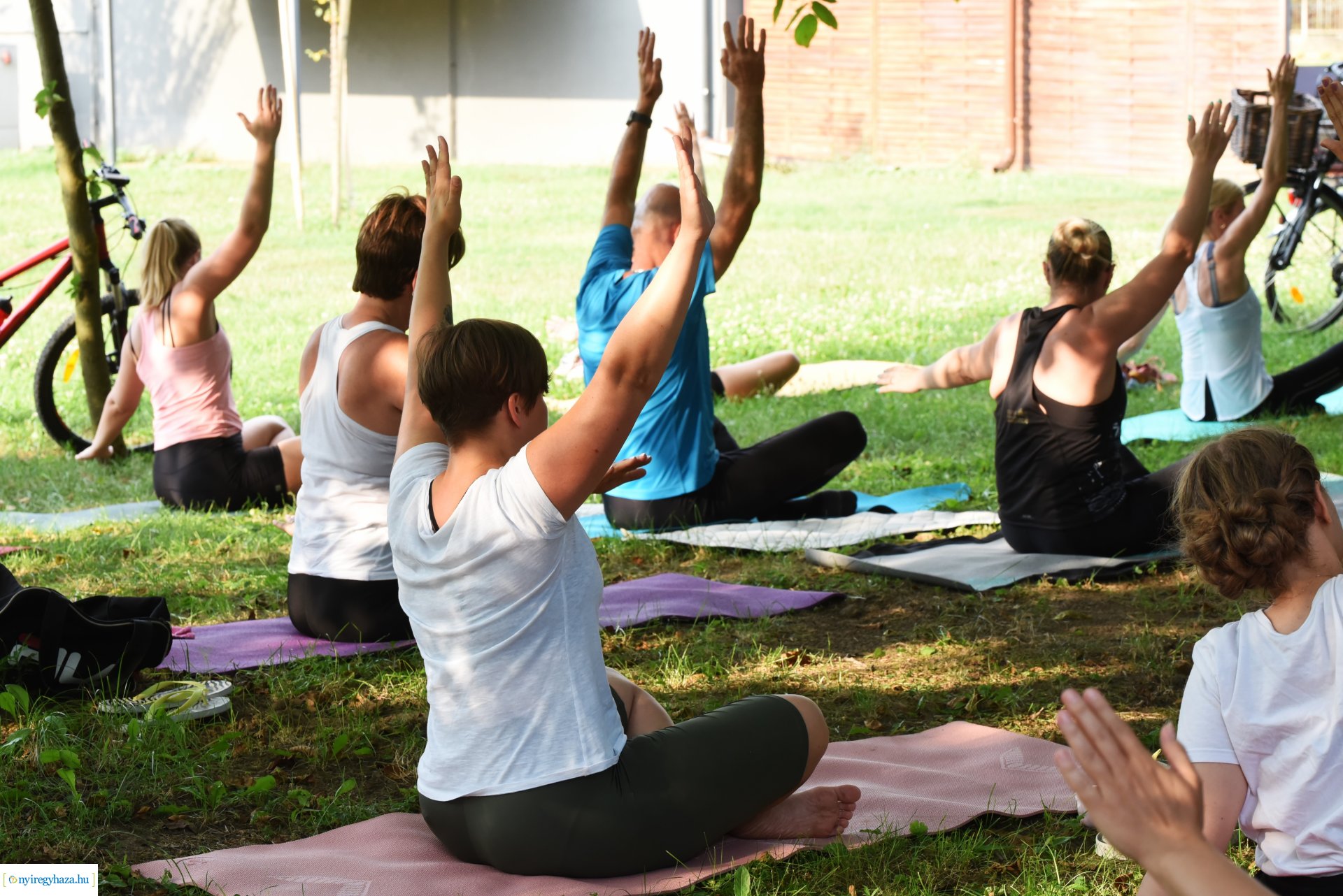 Szabadtéri jóga Sóstón