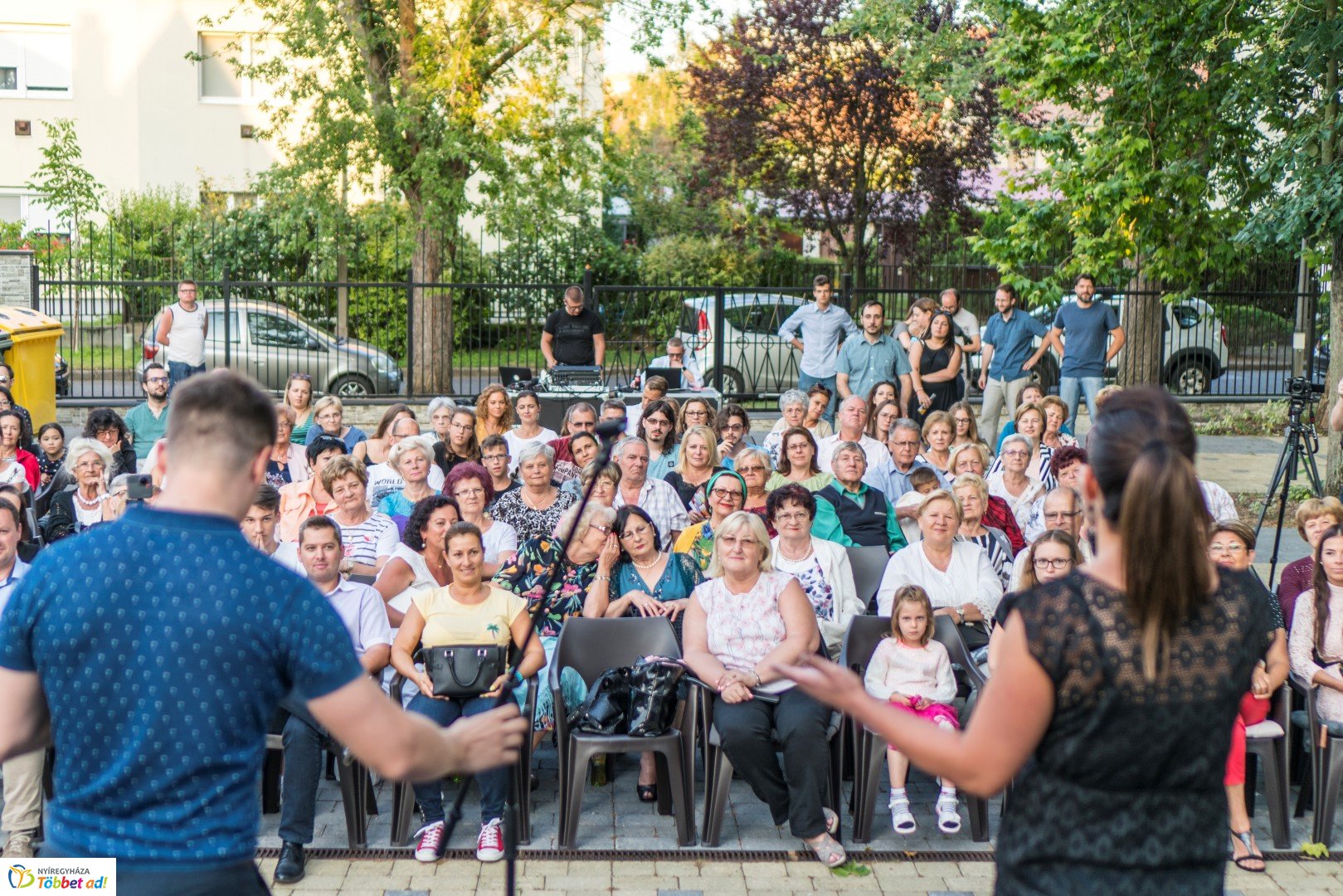 Szabadtéri koncert a Bencs Villában