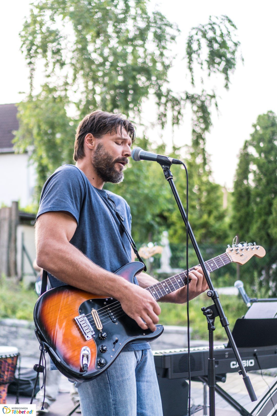 Szabadtéri koncert a Bencs Villában