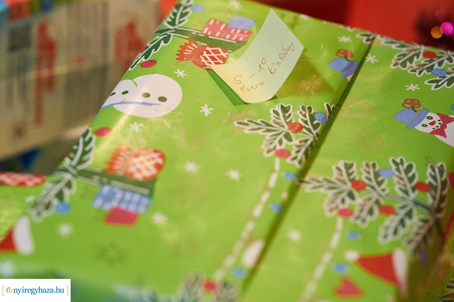 Szabolcs Néptáncegyüttes adománygyűjése