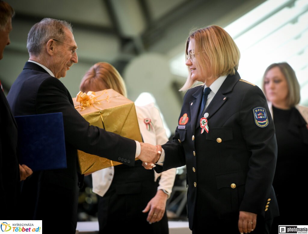 Vármegyei polgárőröket is kitüntettek a polgárőrség 35 éves jubileumán
