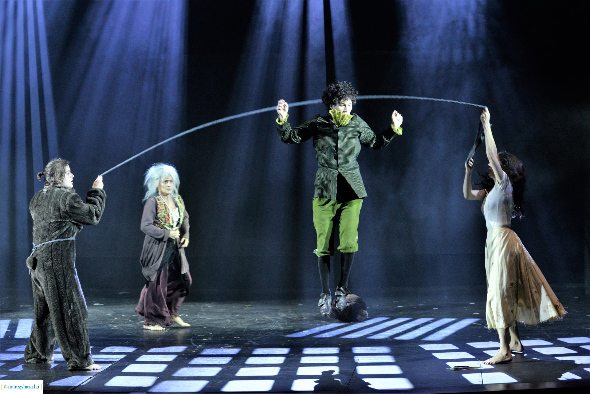 Szaffi - gyerekdarab bemutató a Móricz Zsigmond Színház nagyszínpadán