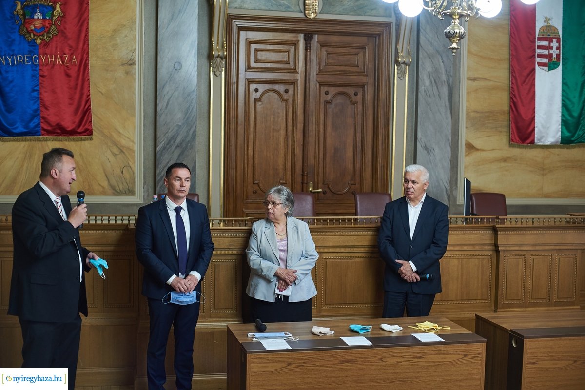 Szájmaszkok 65 év felettieknek