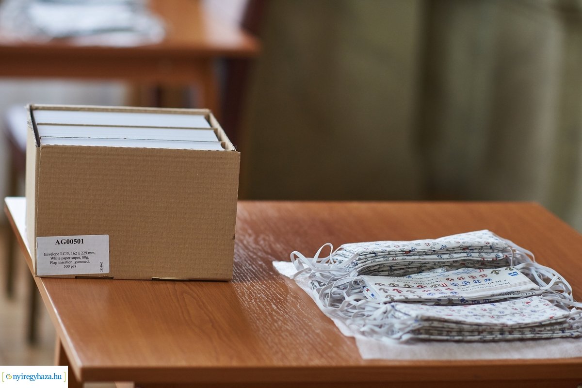 Szájmaszkok 65 év felettieknek