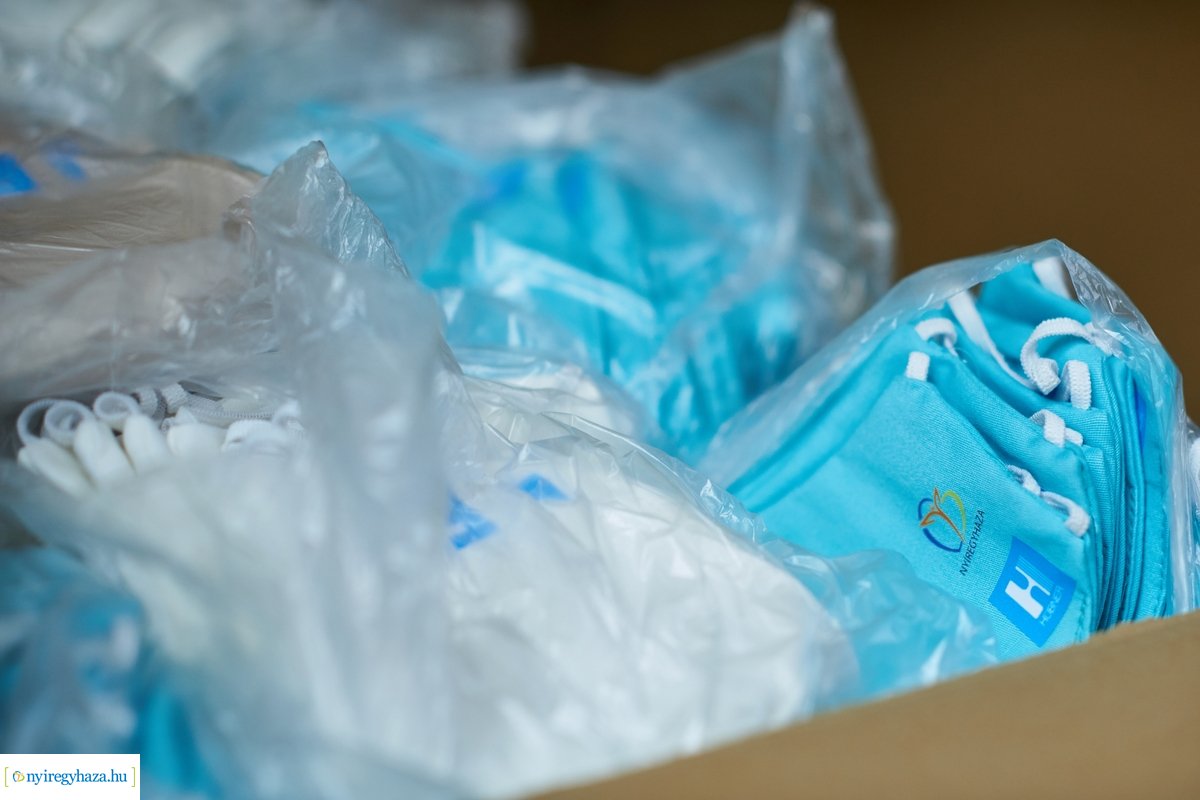 Szájmaszkok 65 év felettieknek