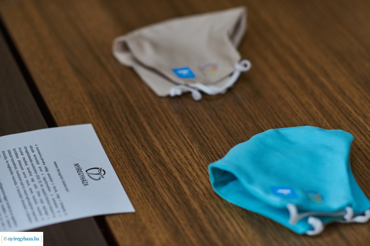 Szájmaszkok 65 év felettieknek