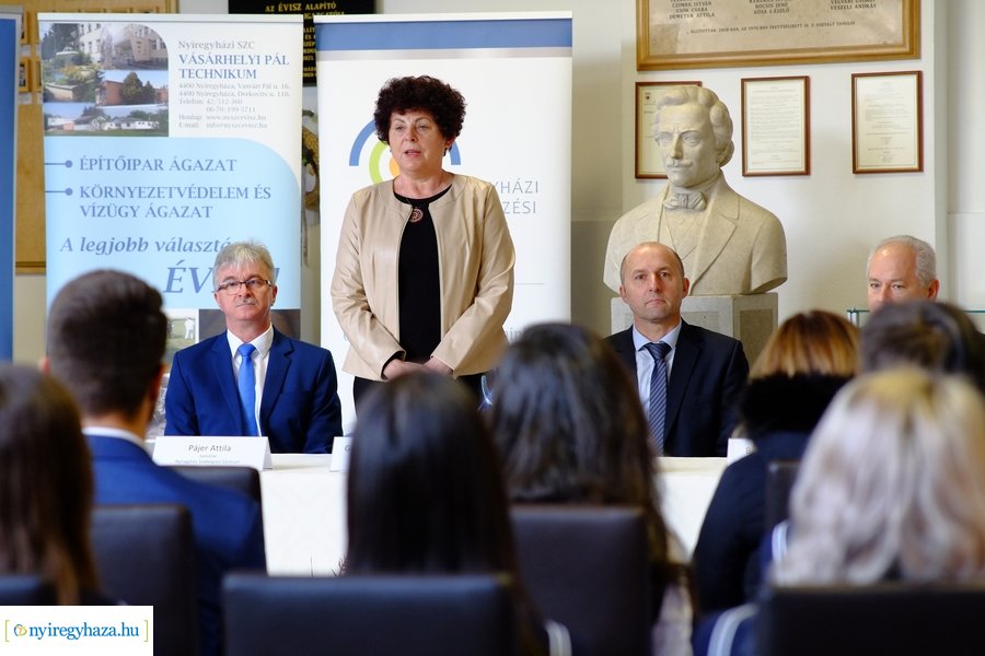 Szakképzés az ÉVISZ-ben - sajtótájékoztató