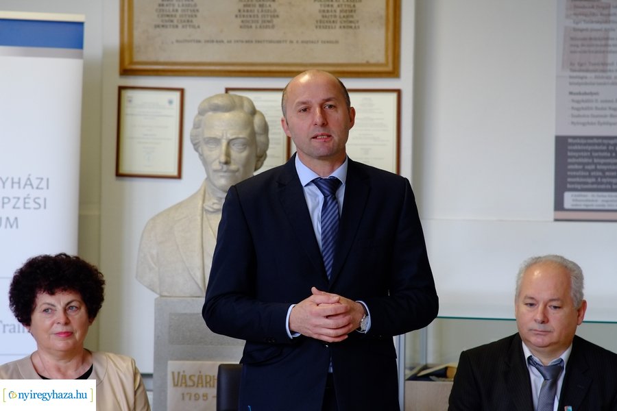 Szakképzés az ÉVISZ-ben - sajtótájékoztató