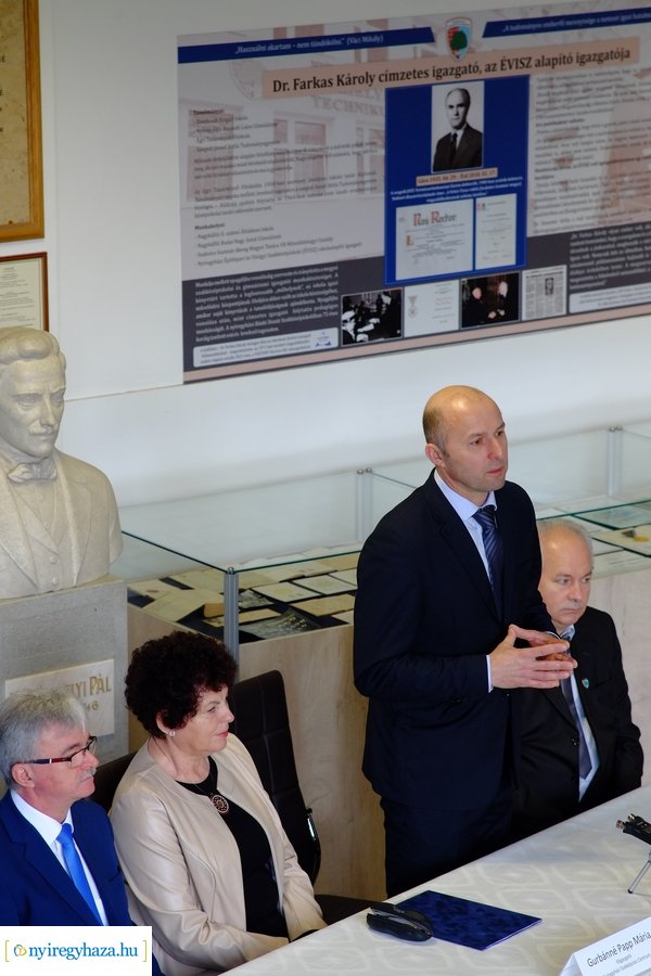 Szakképzés az ÉVISZ-ben - sajtótájékoztató