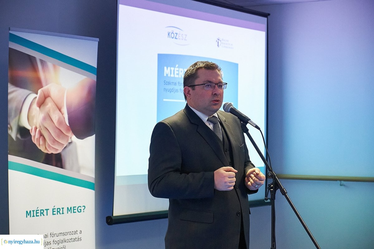 Szakmai fórum a nyugdíjas foglalkoztatás előnyeiről