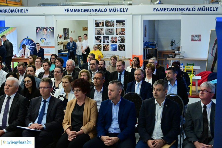 Szakmai fórum az NYSZC-ben 20240508