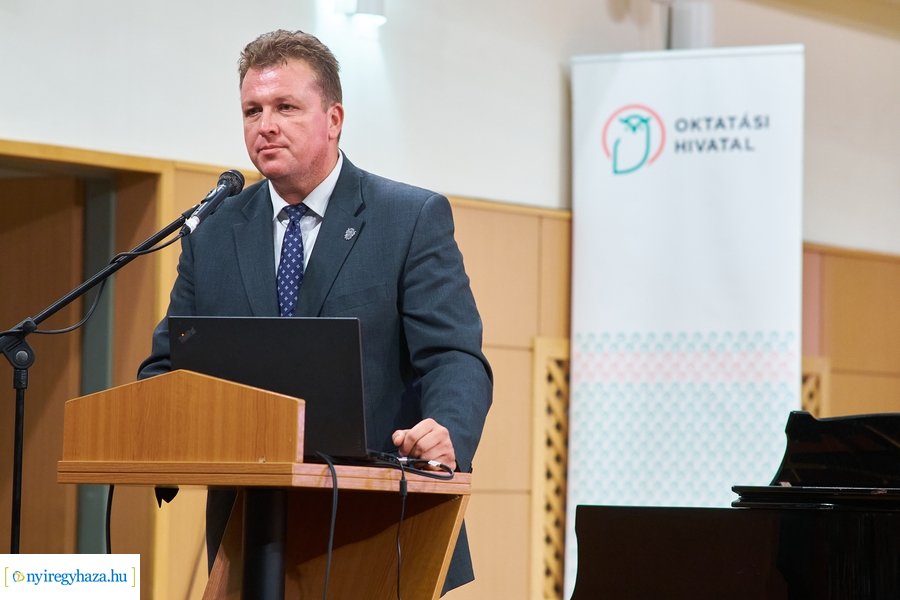 Szakmai tanévnyitó a Kodály Zoltán iskolában