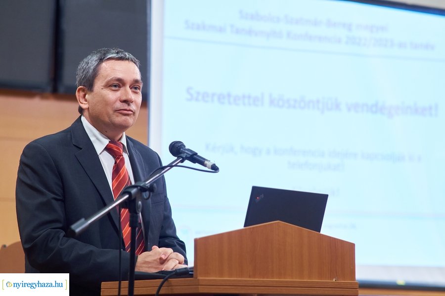 Szakmai tanévnyitó a Kodály Zoltán iskolában