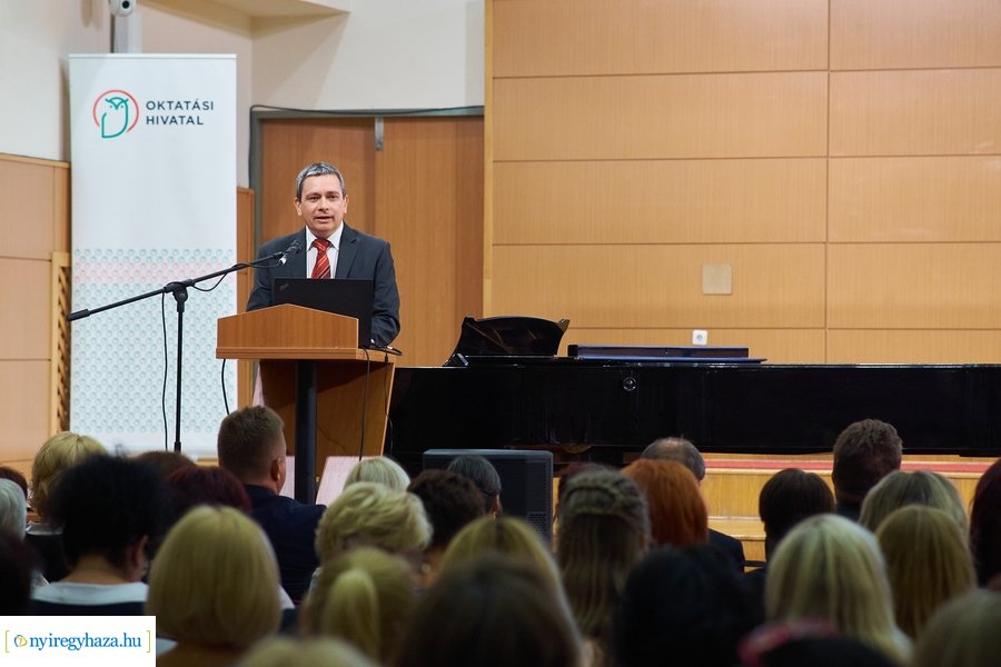 Szakmai tanévnyitó a Kodály Zoltán iskolában